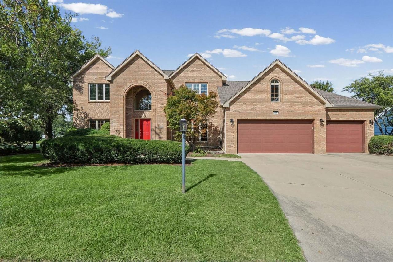 606 Lenox Ct., Champaign, IL 61822