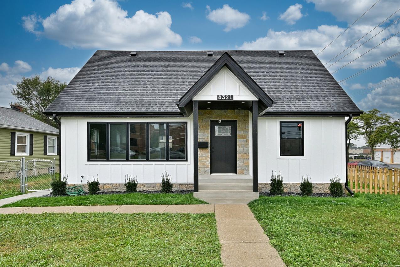 8321 W Ballard Rd., Niles, IL 60714