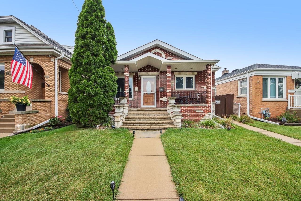 2556 Wood St., River Grove, IL 60171