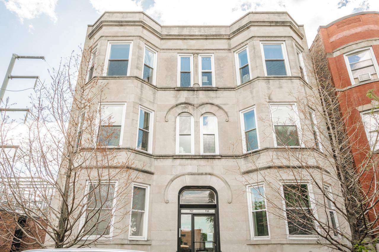 735 E 50th St. #2, Chicago, IL 60615