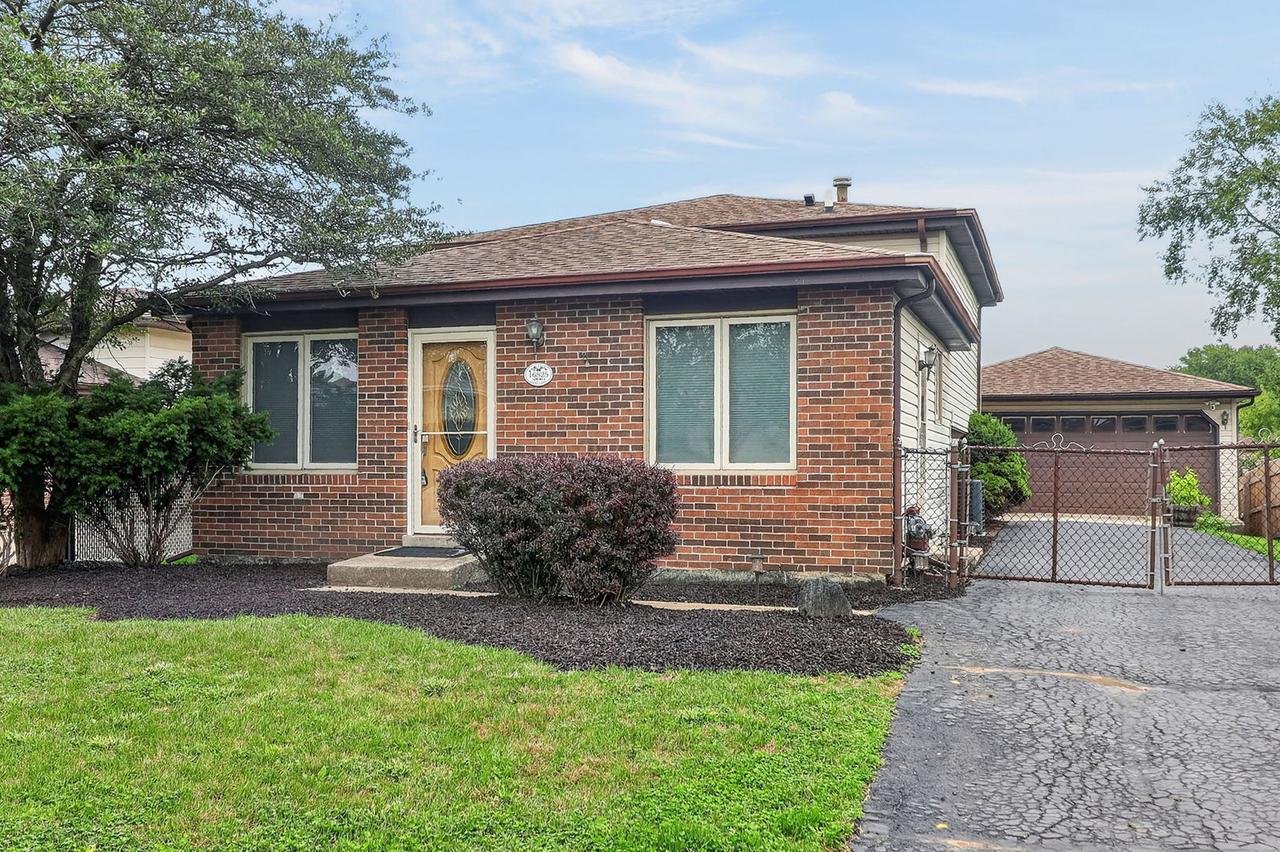 16825 Vicky Ln., Orland Hills, IL 60487