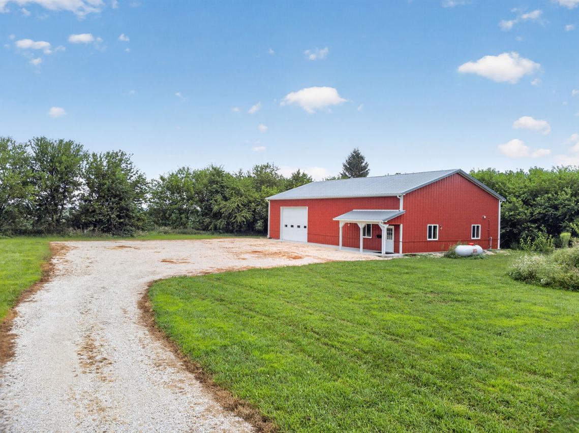 333 E Joliet Rd., Newark, IL 60541