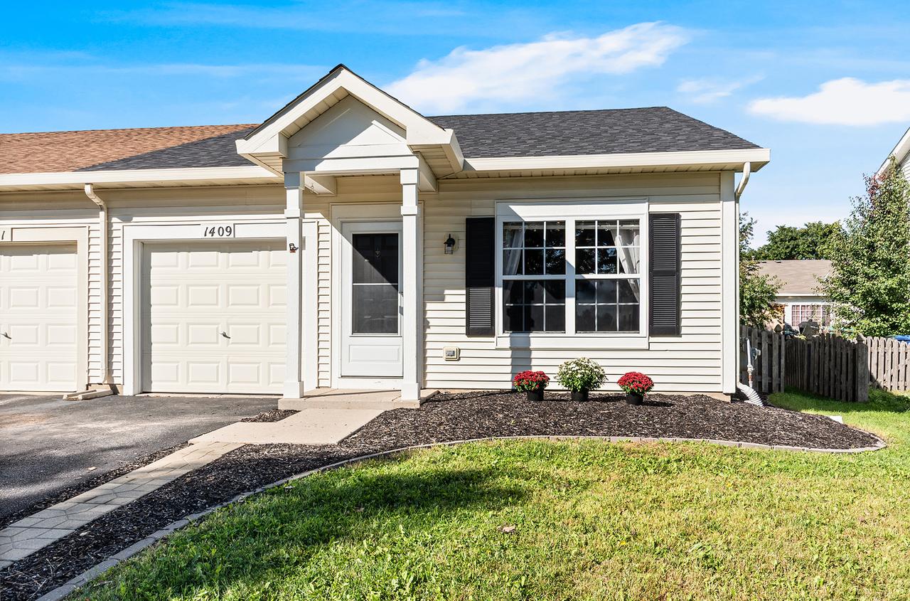 1409 Sherborn Ct., Minooka, IL 60447