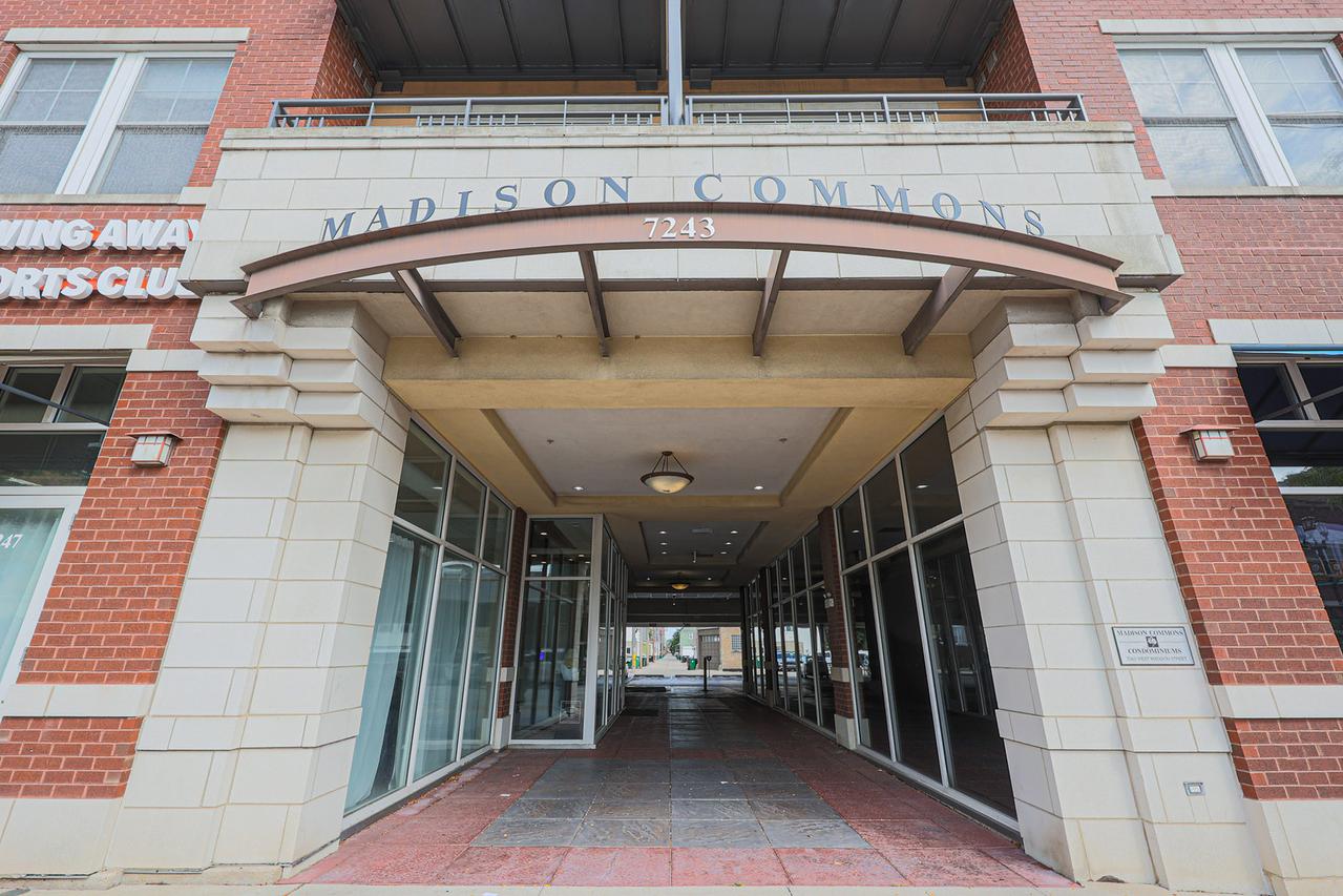 7243 Madison St. #318, Forest Park, IL 60130