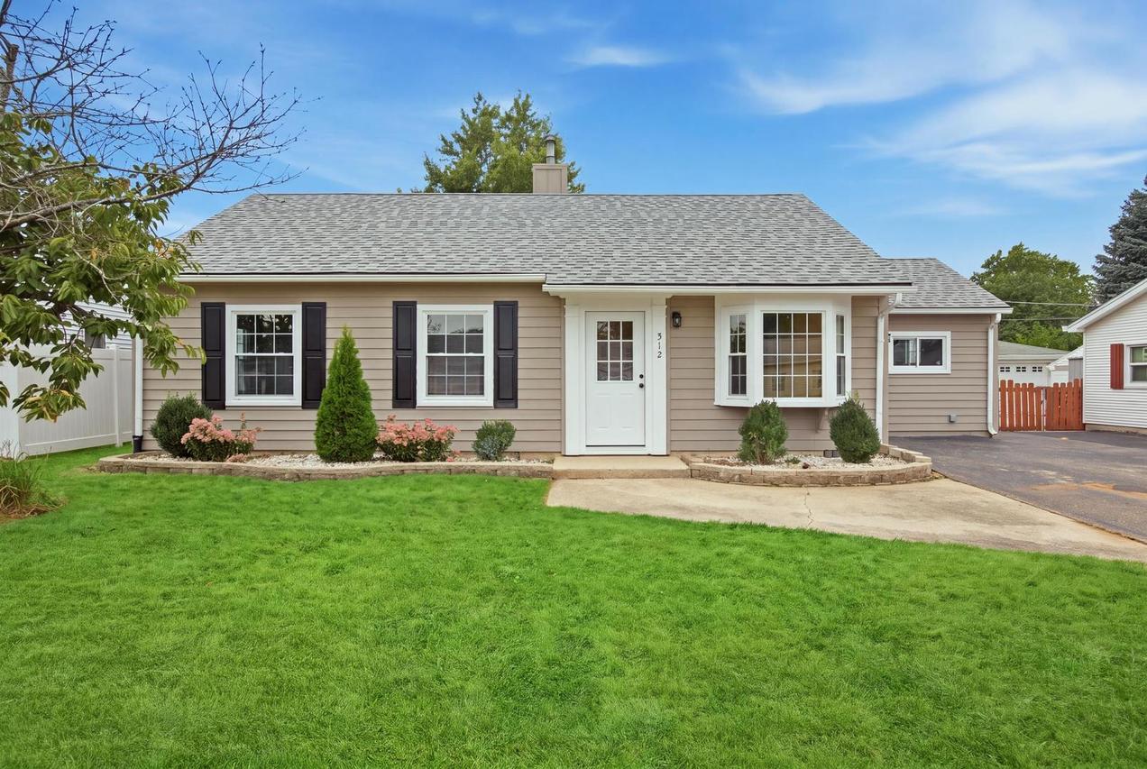 512 Concord Ave., Romeoville, IL 60446