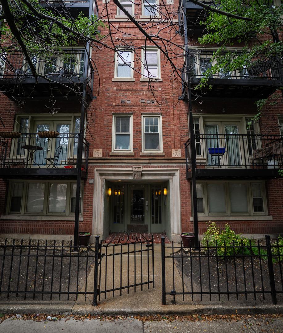 4420 N Ashland Ave. #2W, Chicago, IL 60640