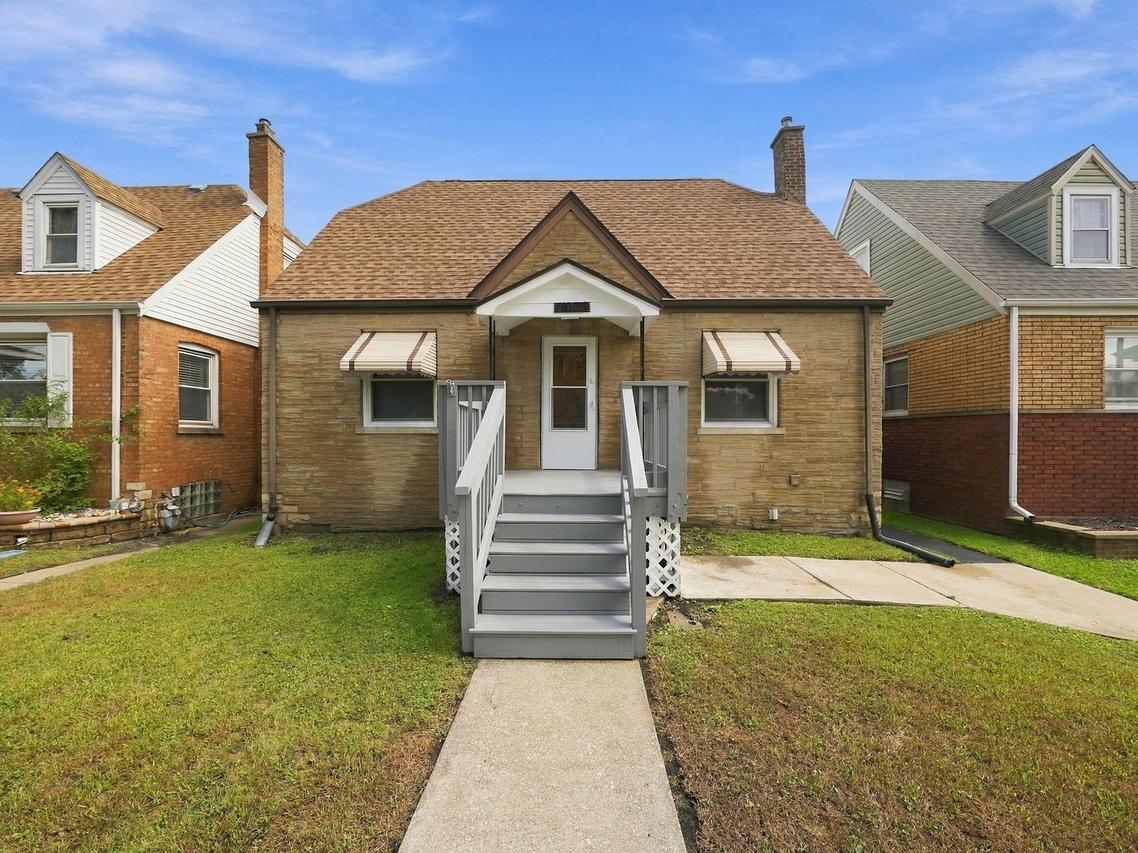 11025 S Avenue O, Chicago, IL 60617