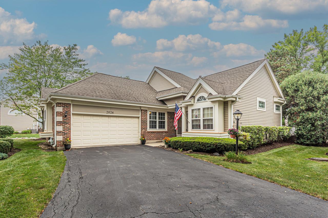 2026 N Windham Ct., Arlington Heights, IL 60004