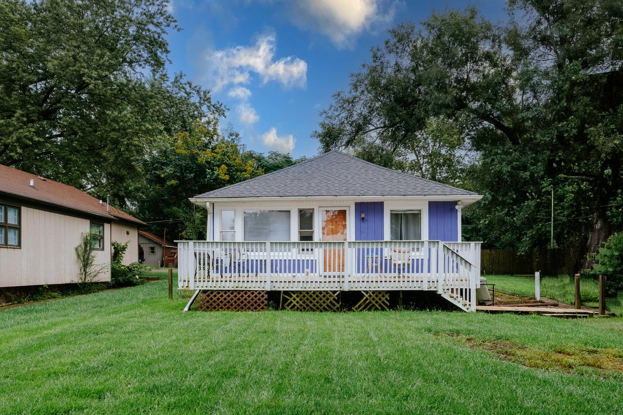39197 N Willow Ln., Antioch, IL 60002