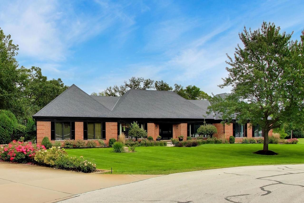 2N771 Anderson Ct., West Chicago, IL 60185