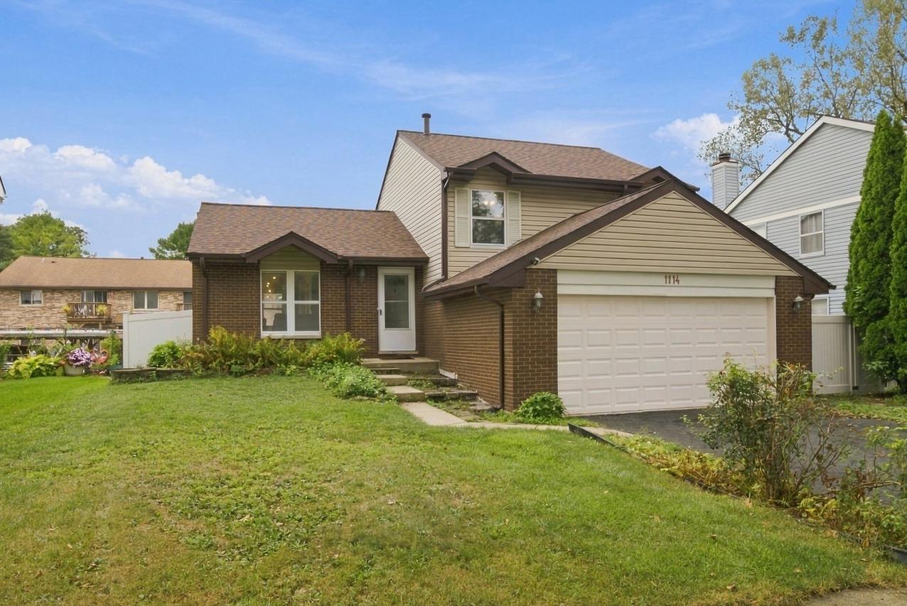 1114 Buttonwood Dr., Westmont, IL 60559