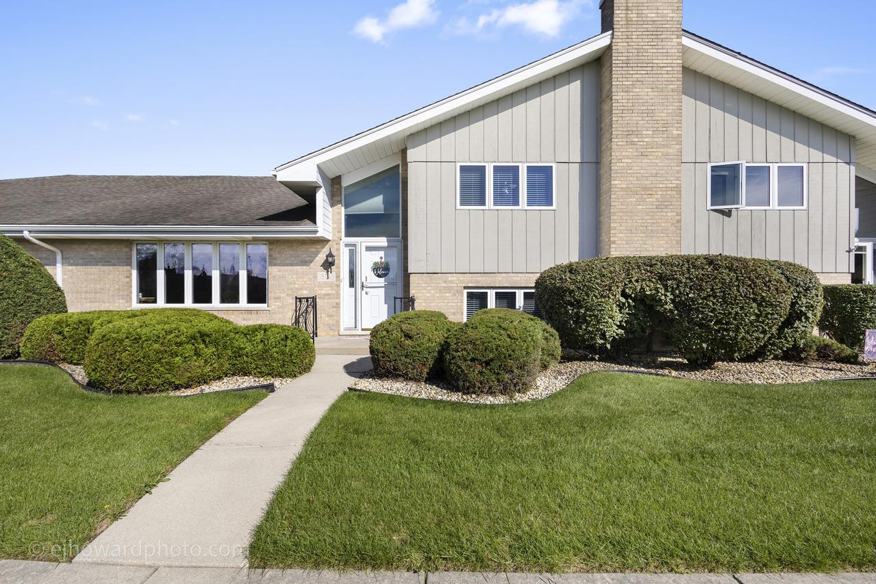 18249 Oregon Ln., Orland Park, IL 60467