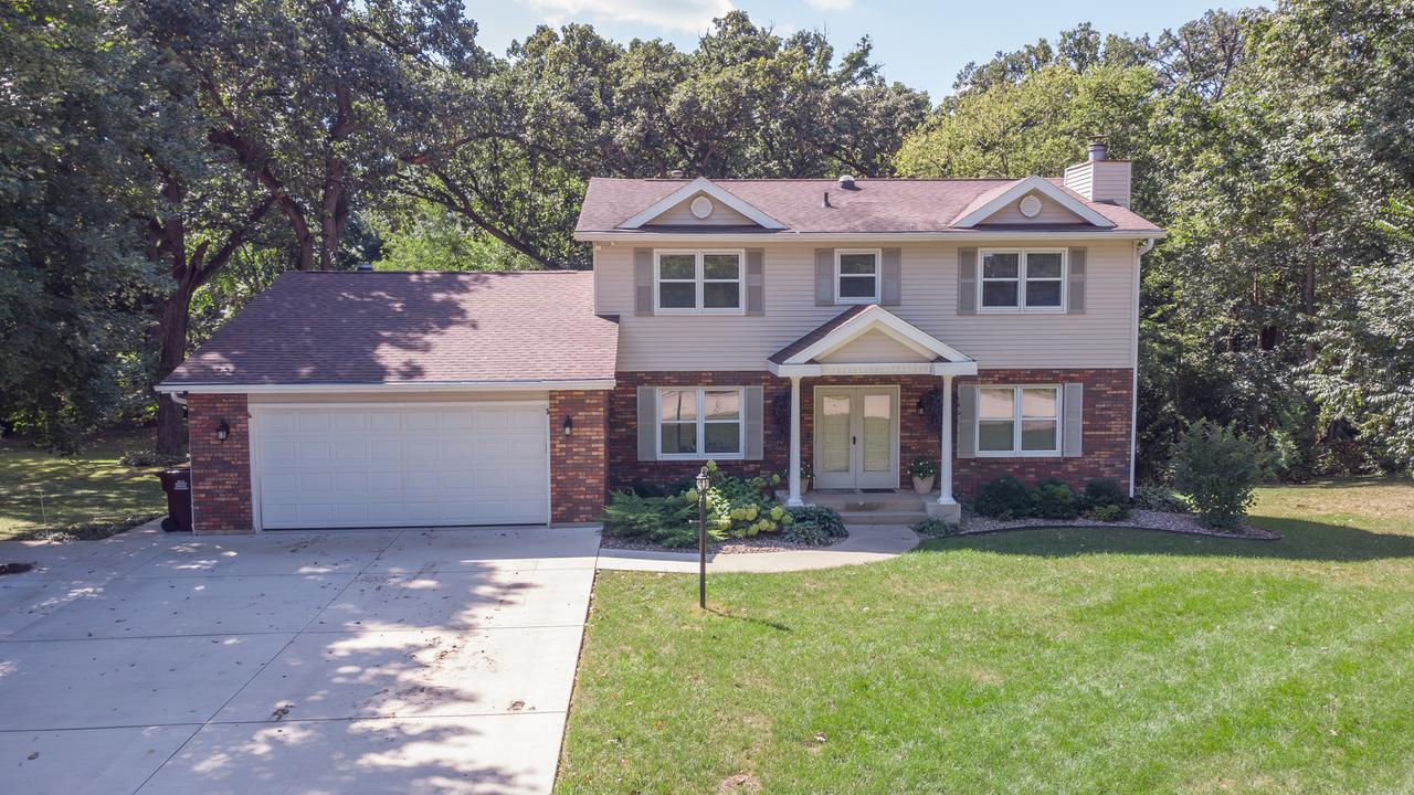 732 Santa Fe Dr., Freeport, IL 61032