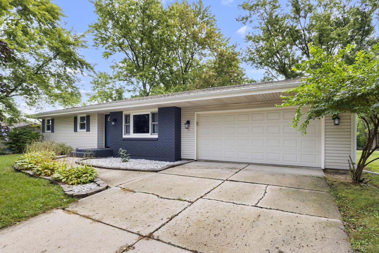 6128 Bristlecone Ln., Rockford, IL 61109