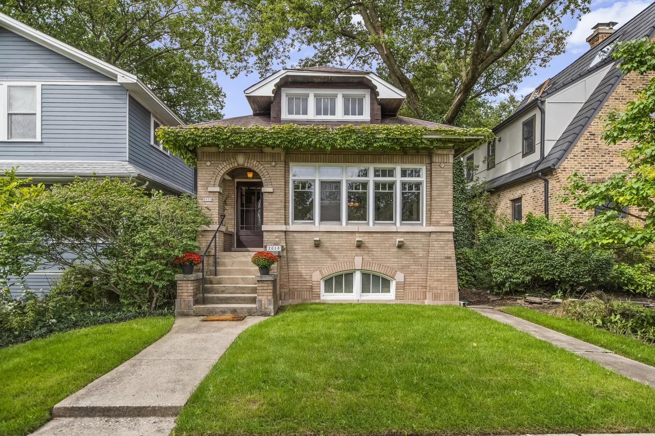 2658 Central Park Ave., Evanston, IL 60201