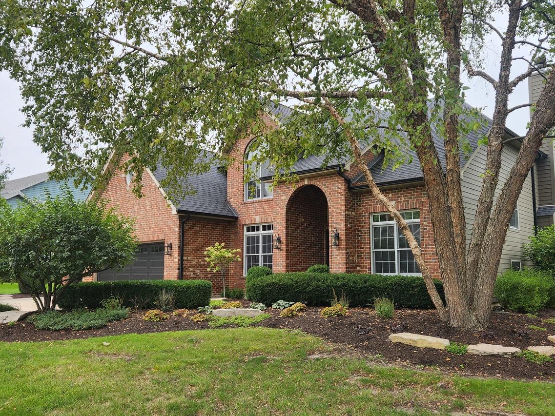 2211 Joyce Ln., Naperville, IL 60564