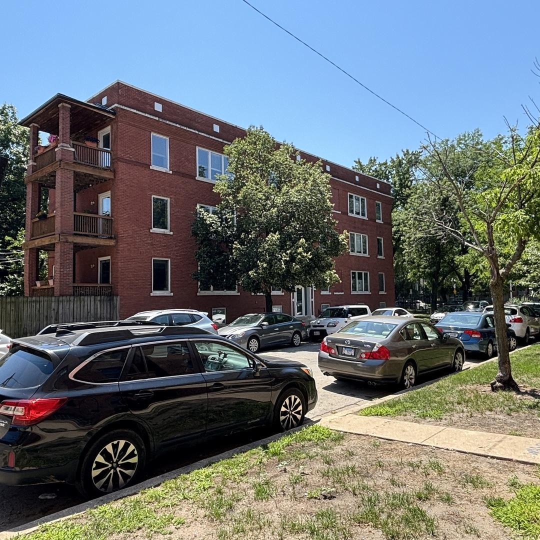 1625 W Ainslie St. #BE, Chicago, IL 60640