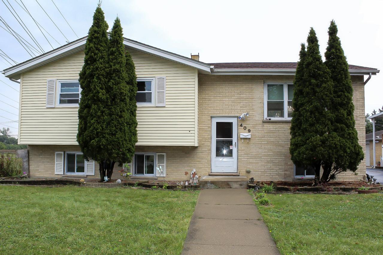 409 E Cherry Hill, Addison, IL 60101