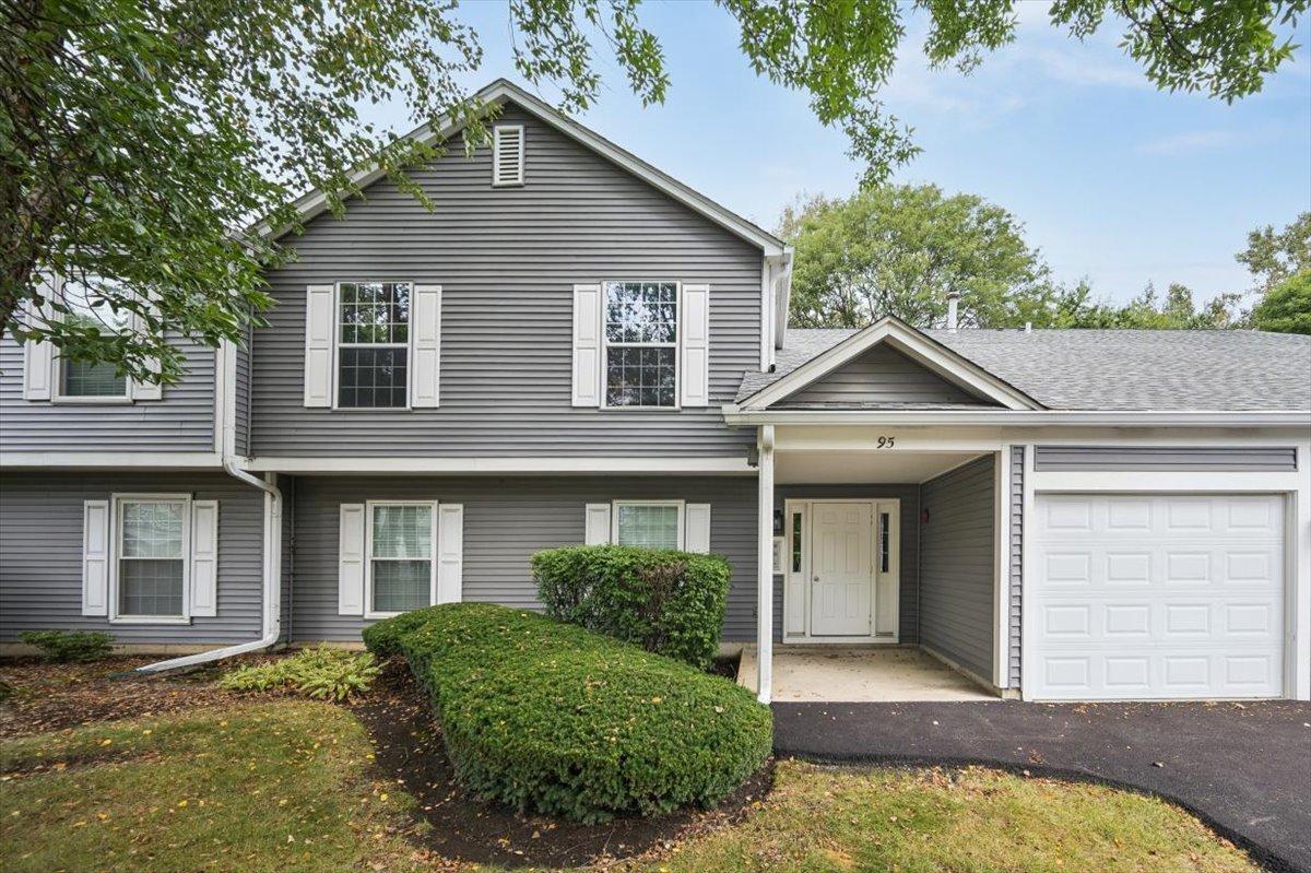 95 Midhurst Ct. #201D, Naperville, IL 60565