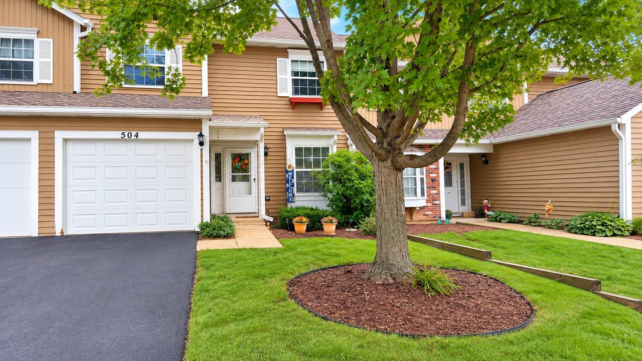 504 Ascot Ln., Streamwood, IL 60107