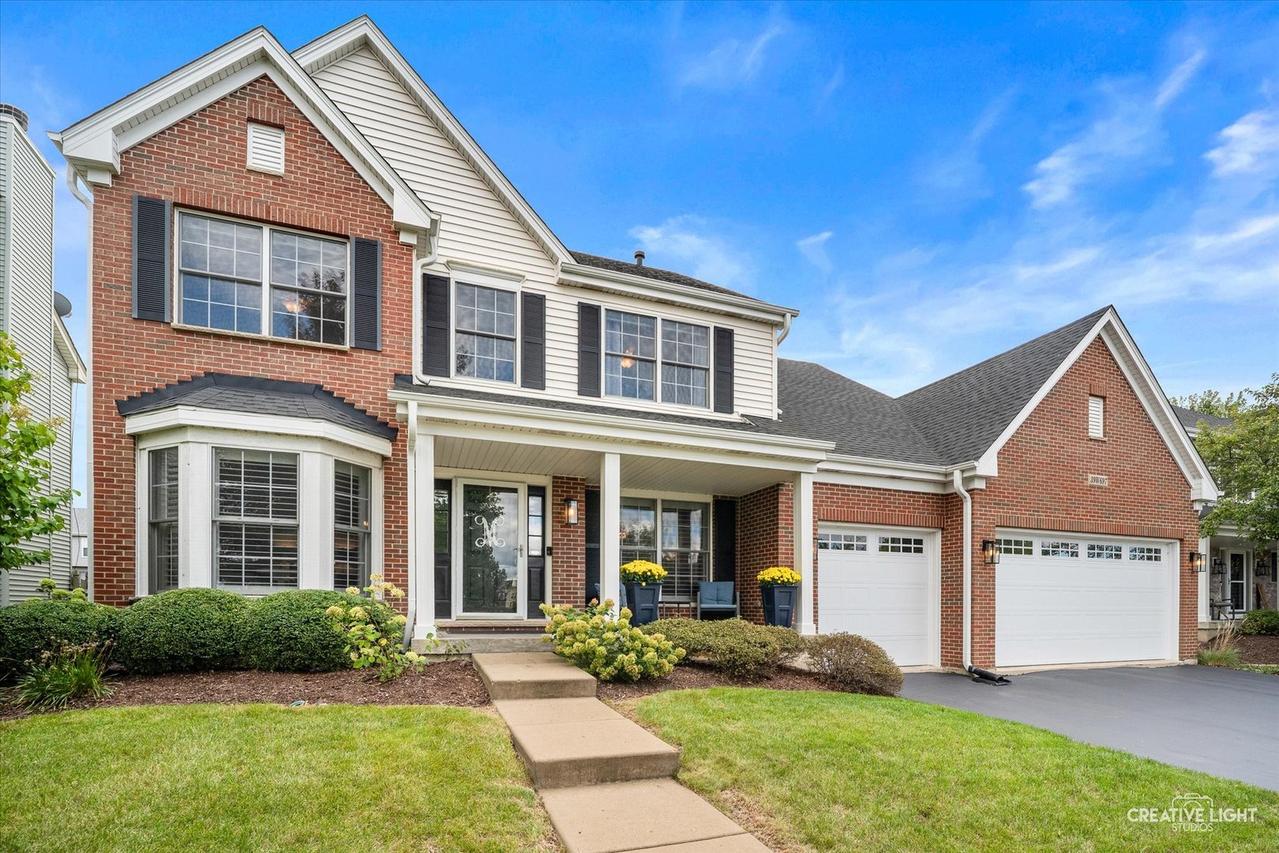 39W697 Schoolhouse Ln., Geneva, IL 60134