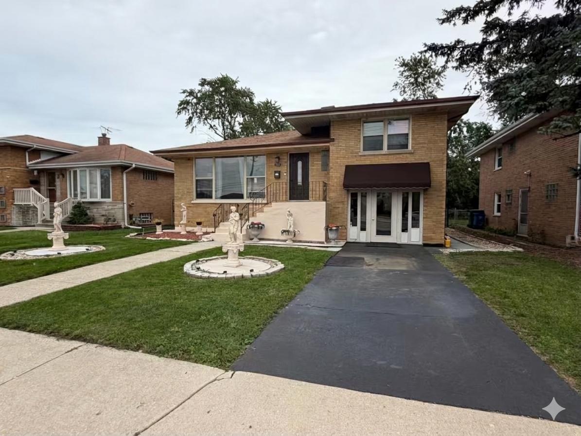 7923 Central Ave., Burbank, IL 60459