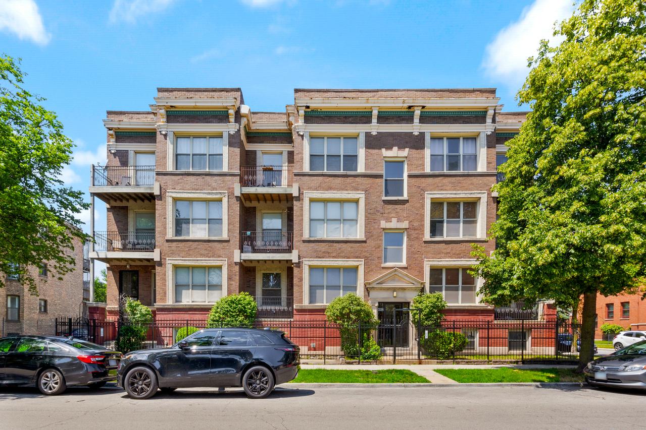 4902 S Forrestville Ave. #3, Chicago, IL 60615