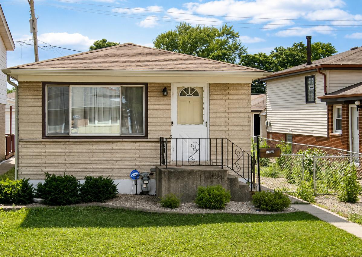 13024 S Burley Ave., Chicago, IL 60633