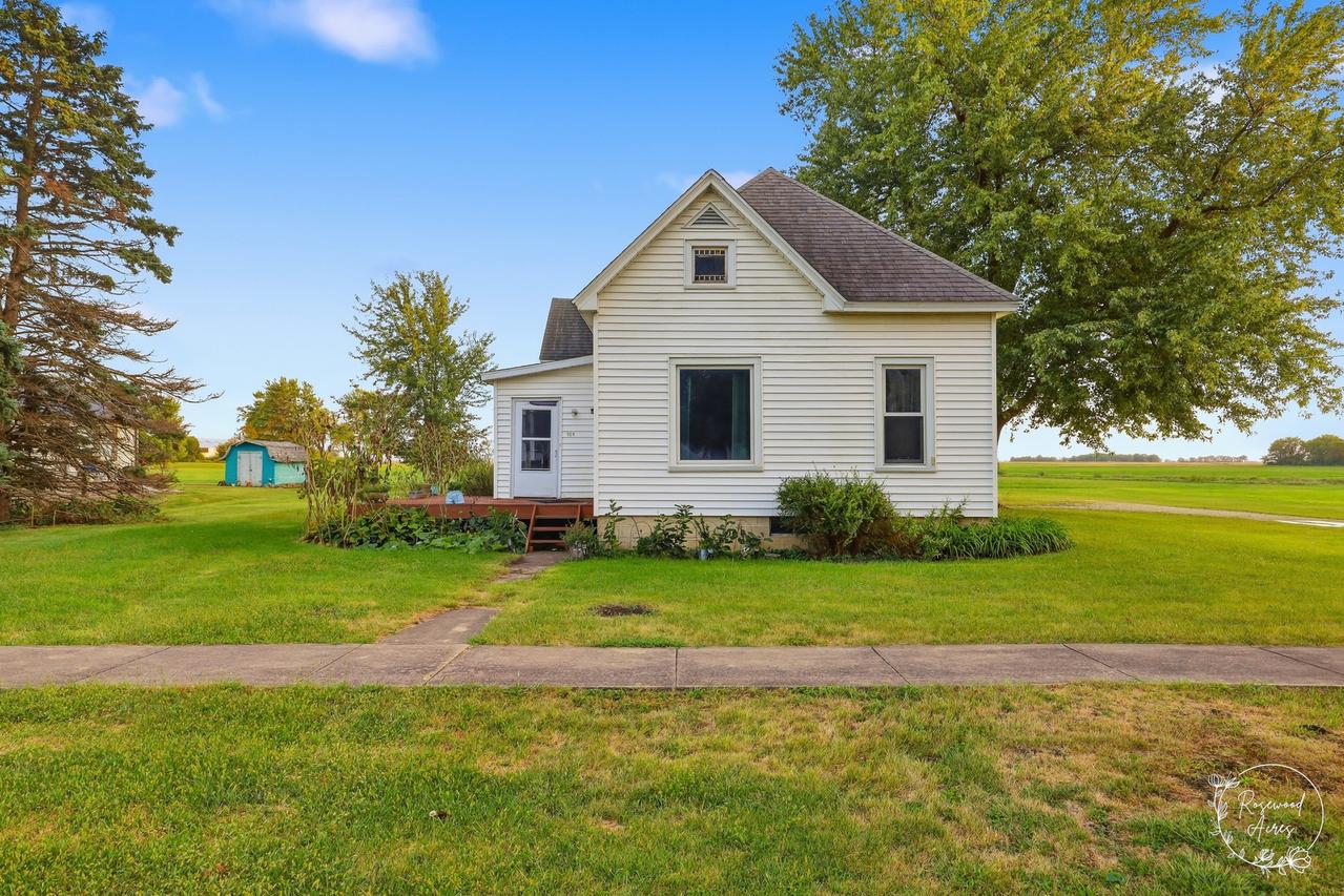 104 E Cleveland St., Cullom, IL 60929