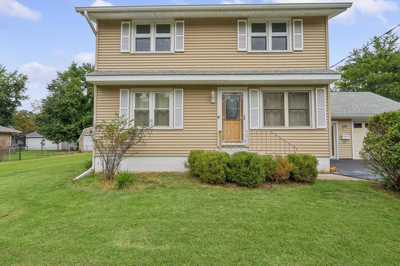 5542 Thrush Ave., Decatur, IL 62521