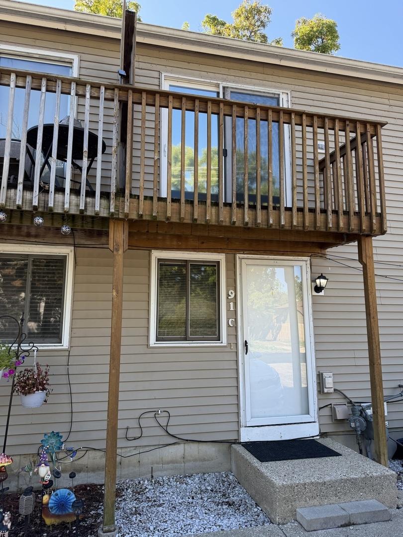 91 Edison Ct. #C, Fox Lake, IL 60020