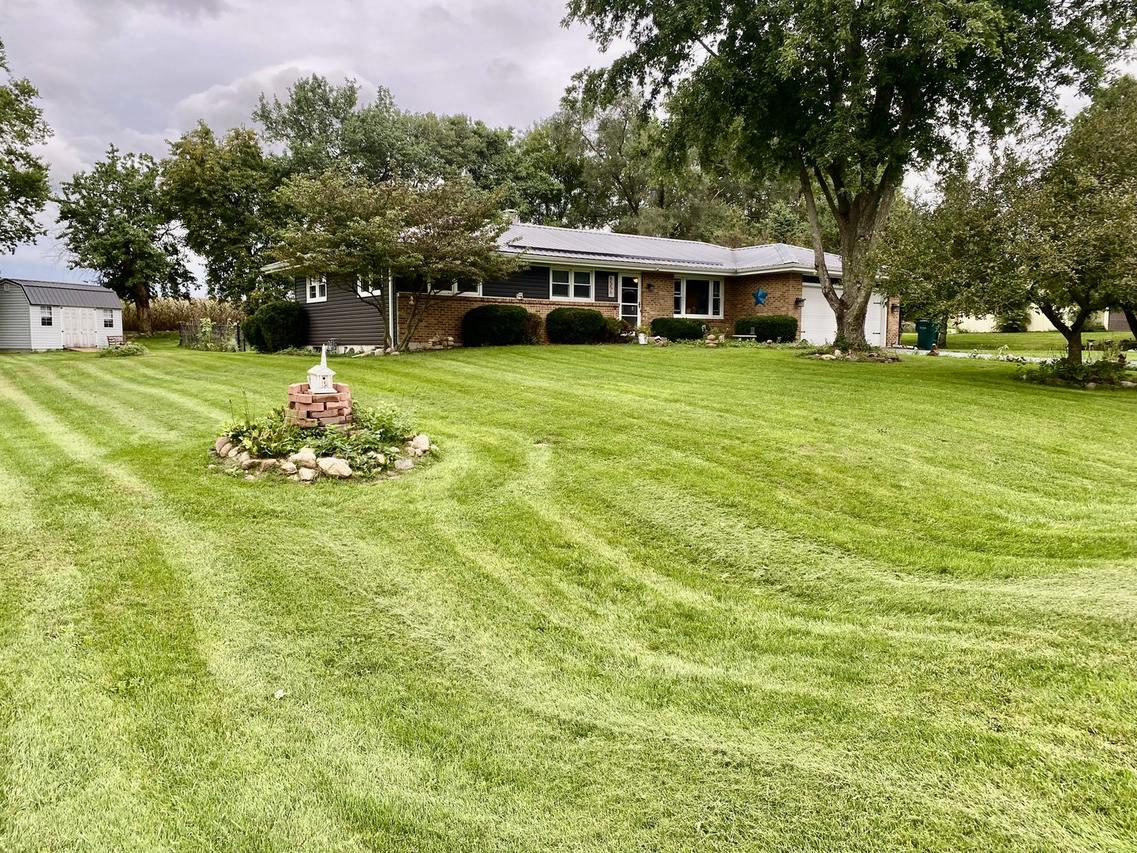 8556 E Valley View Dr., Stillman Valley, IL 61084