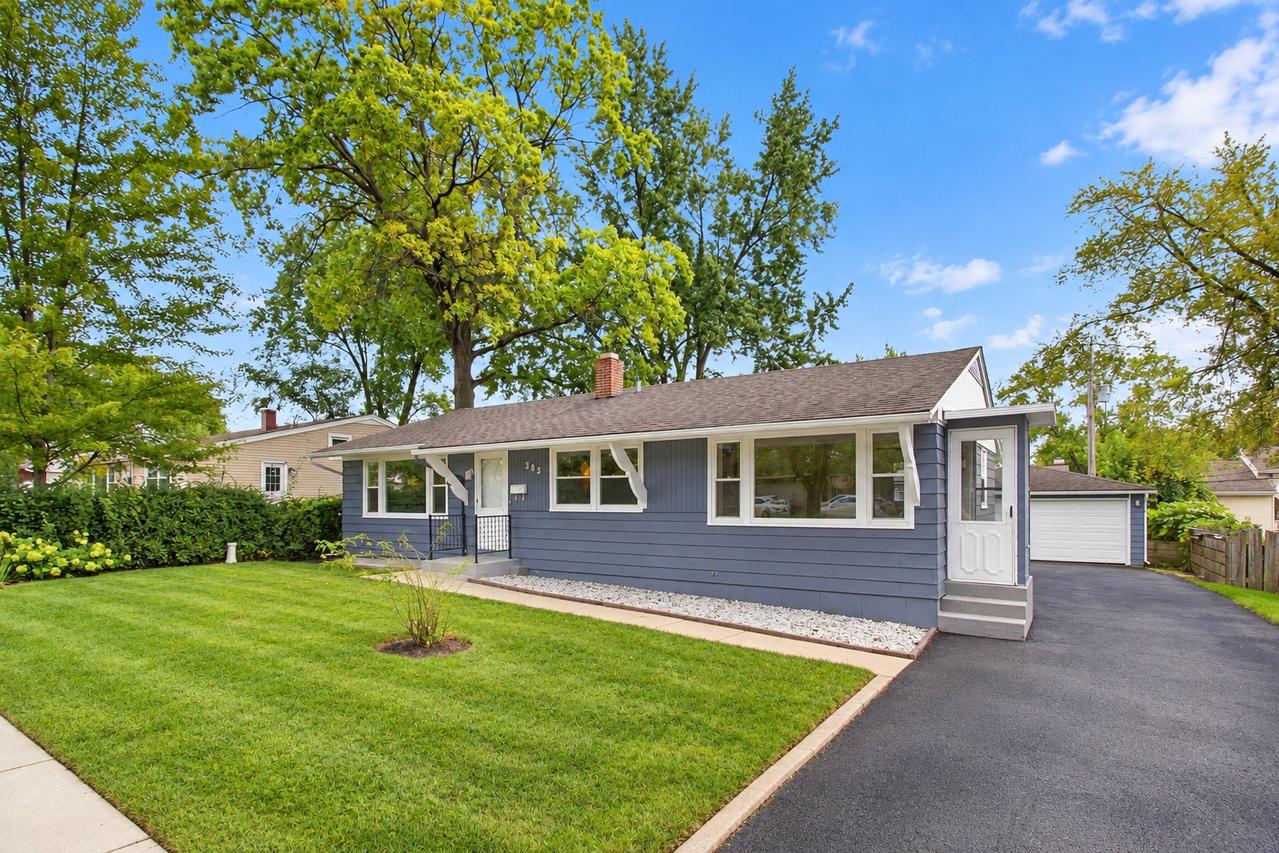 383 Tee Ln., Carpentersville, IL 60110