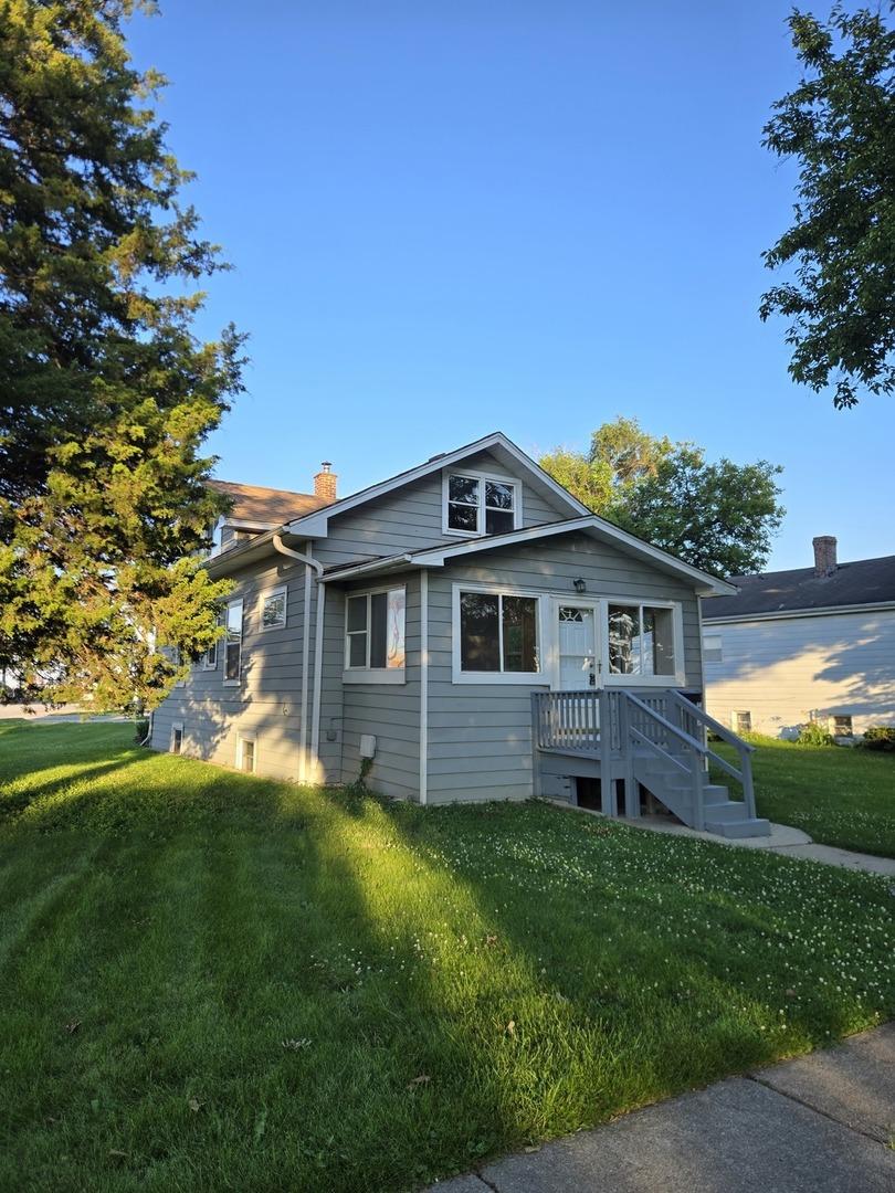 193 Grace St., Bensenville, IL 60106