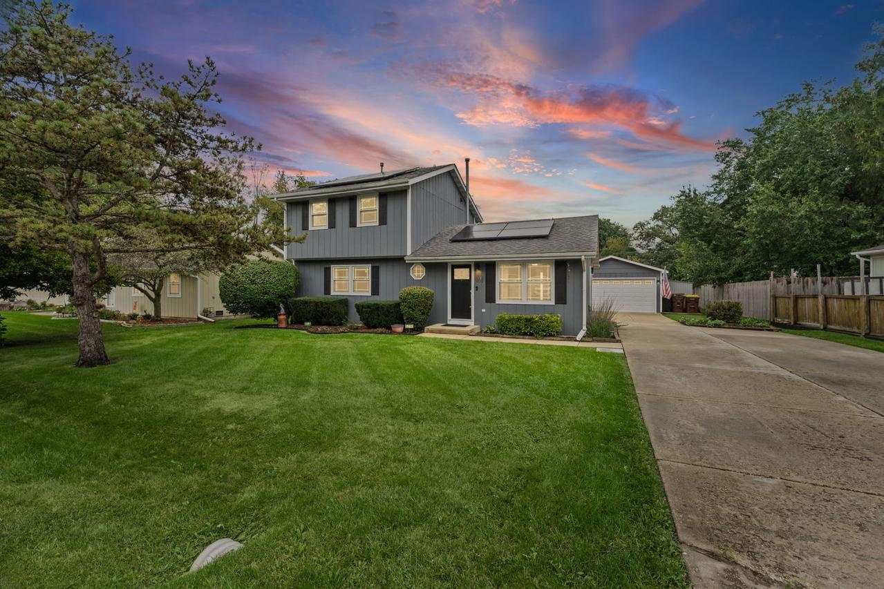 5216 Palm St., Mchenry, IL 60051