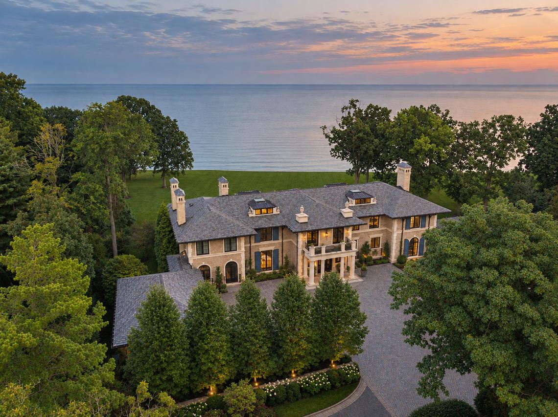 595 Circle Ln., Lake Forest, IL 60045