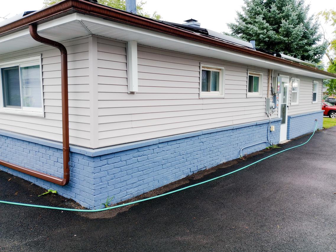 1290 Balmoral Ave., Calumet City, IL 60409