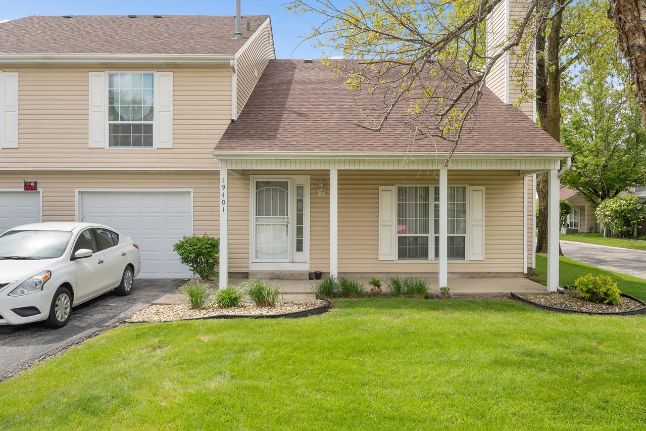 19401 Hickory Pl., Country Club Hills, IL 60478