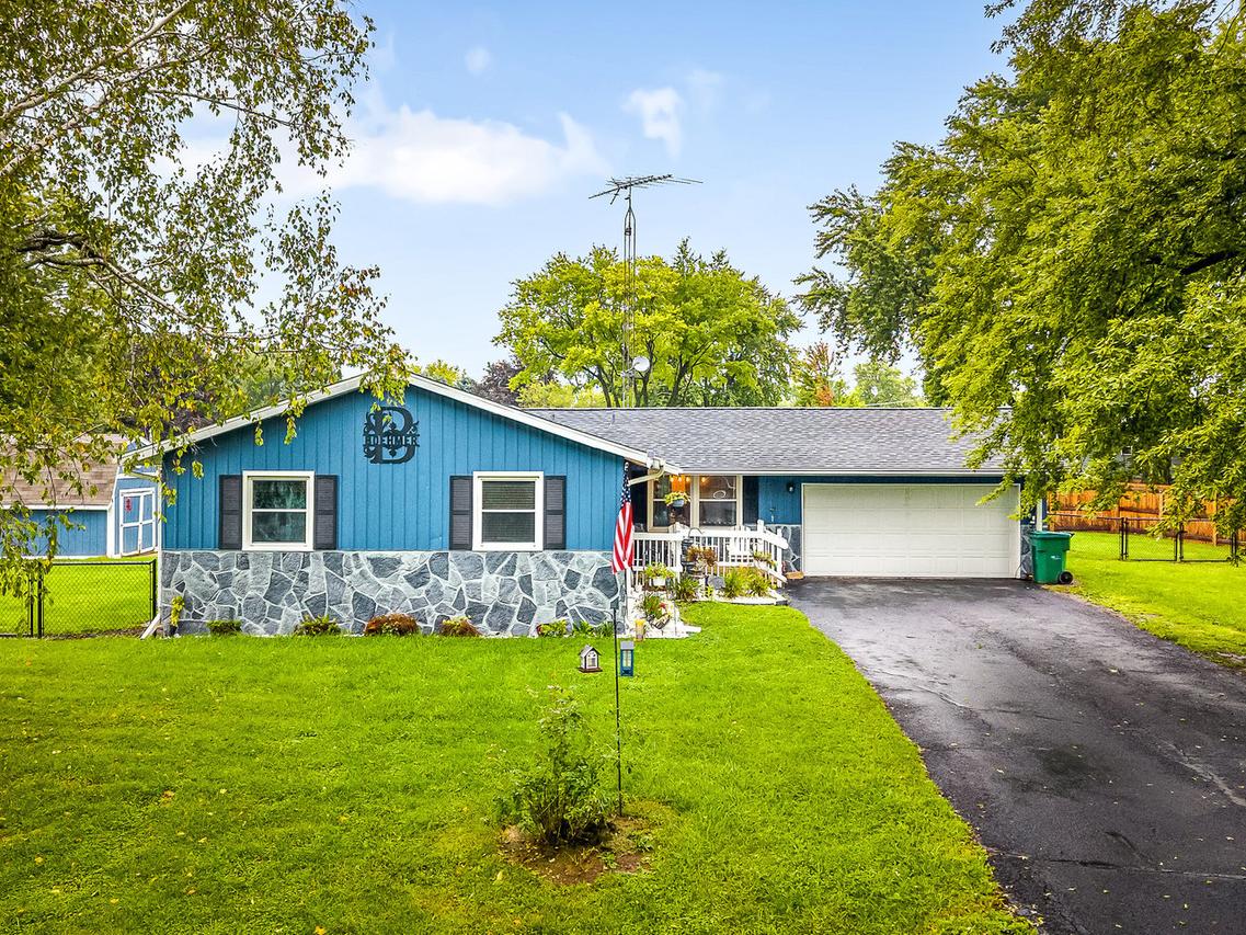 5349 Lawrence Dr., Kirkland, IL 60146