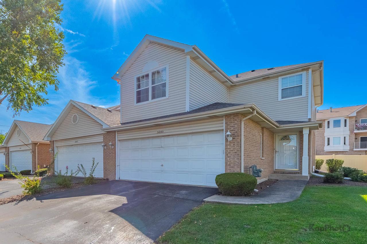 5245 W Mint Julip Dr., Alsip, IL 60803
