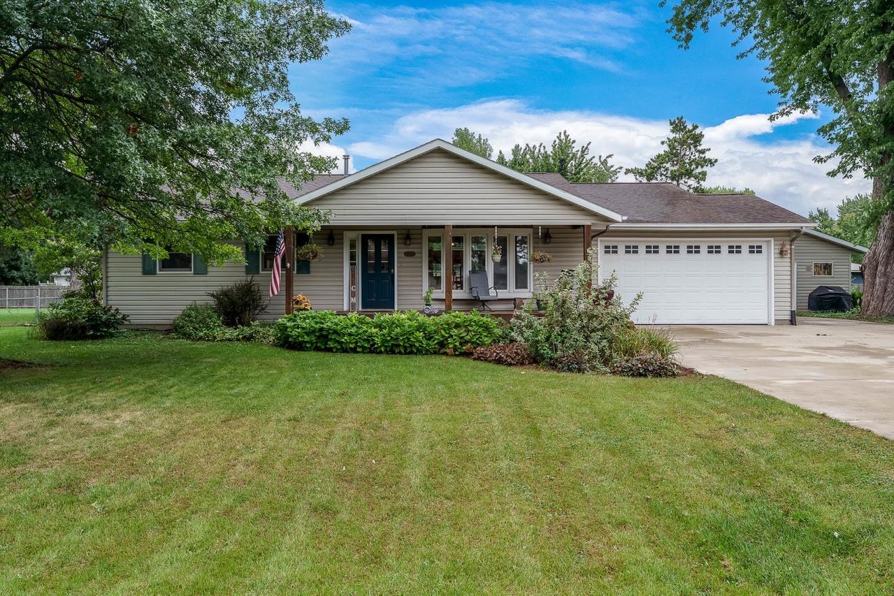 5810 Vesper Dr., South Beloit, IL 61080