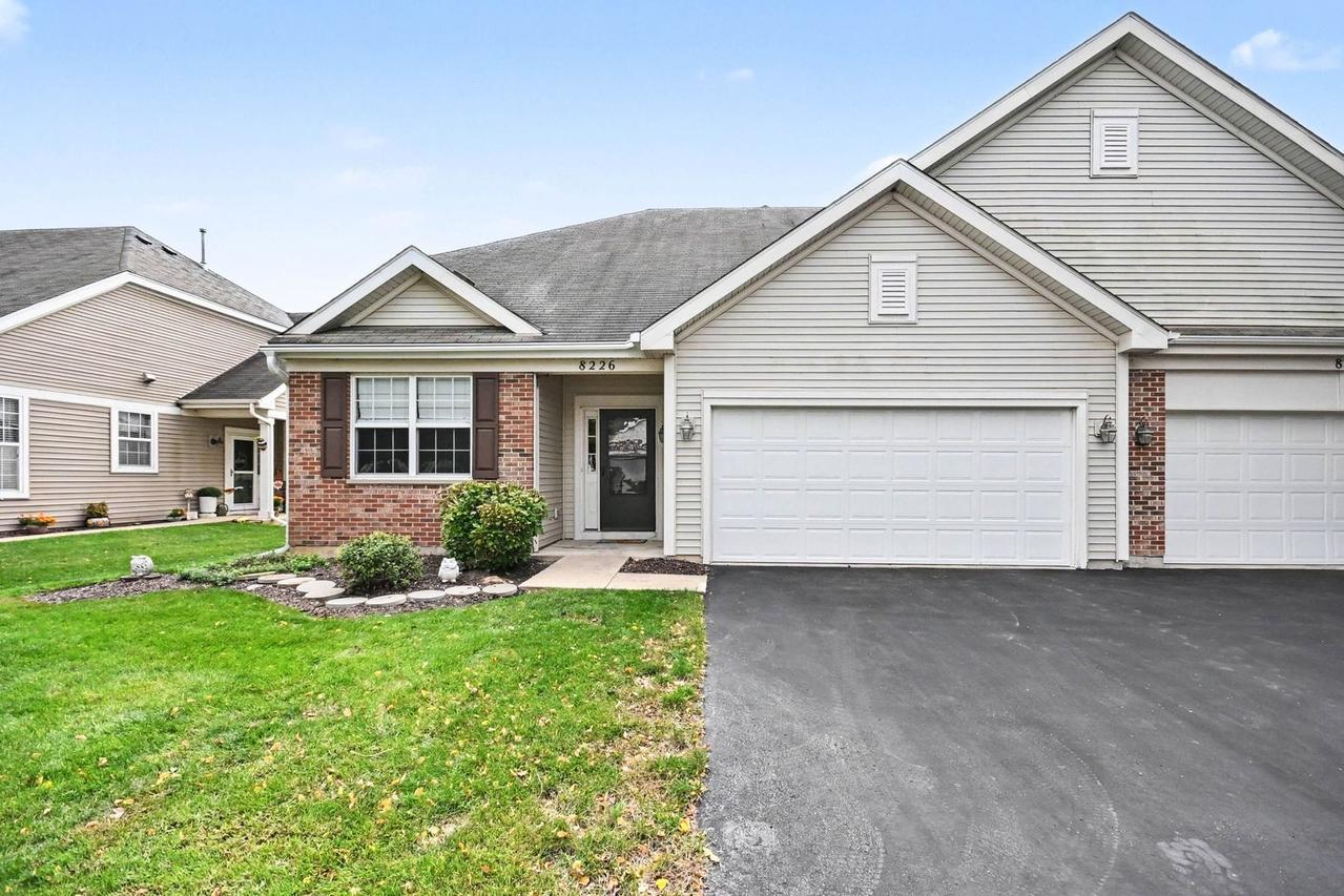 8226 Woodview Ave., Joliet, IL 60431