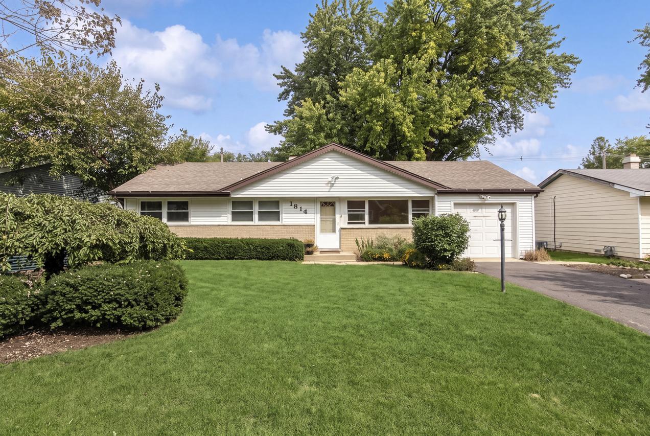 1814 Grandview Dr., Johnsburg, IL 60051