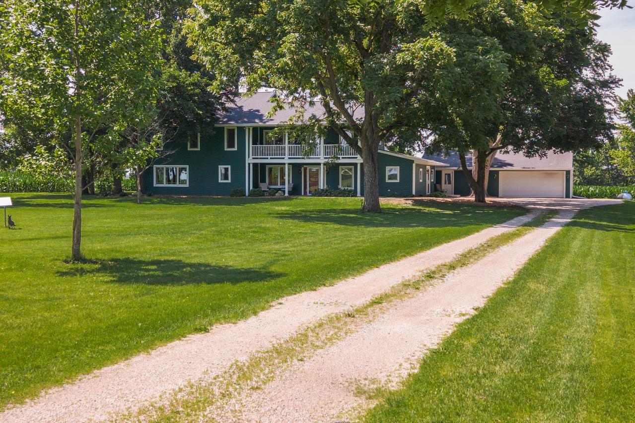 3314 E 3050 North Rd., Ancona, IL 61311