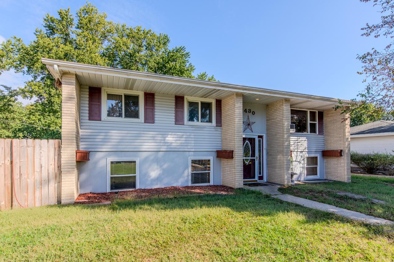 1430 Lantern Ln., Morris, IL 60450