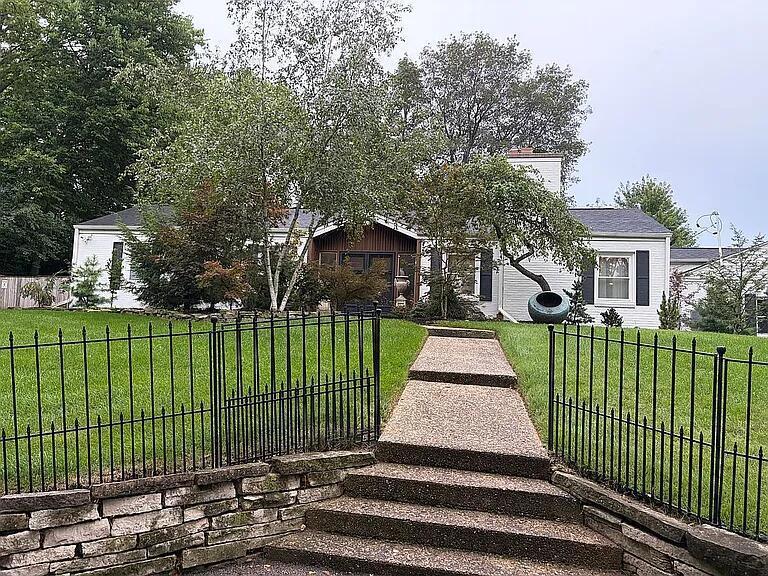 3105 E Landstrom Rd., Rockford, IL 61107