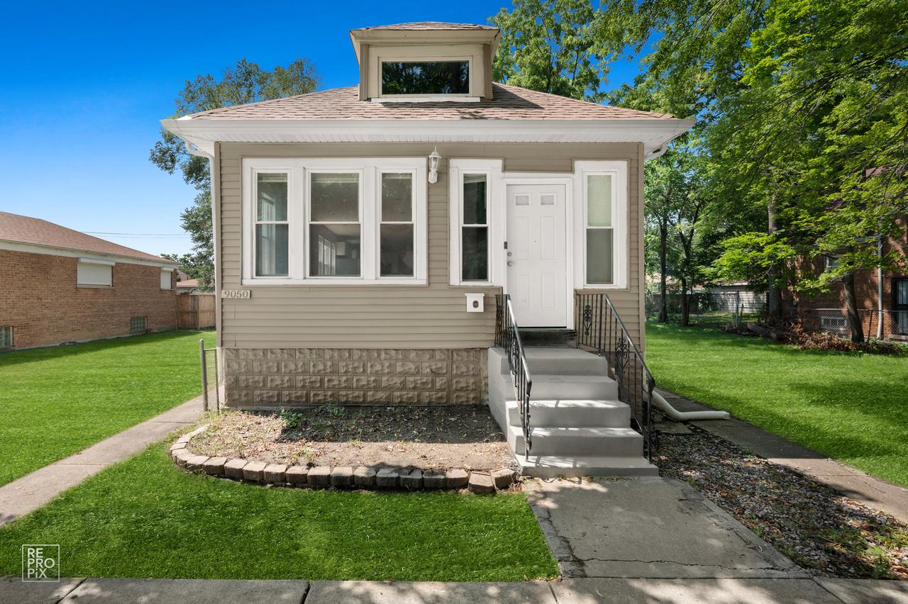 9050 S Ellis Ave., Chicago, IL 60619
