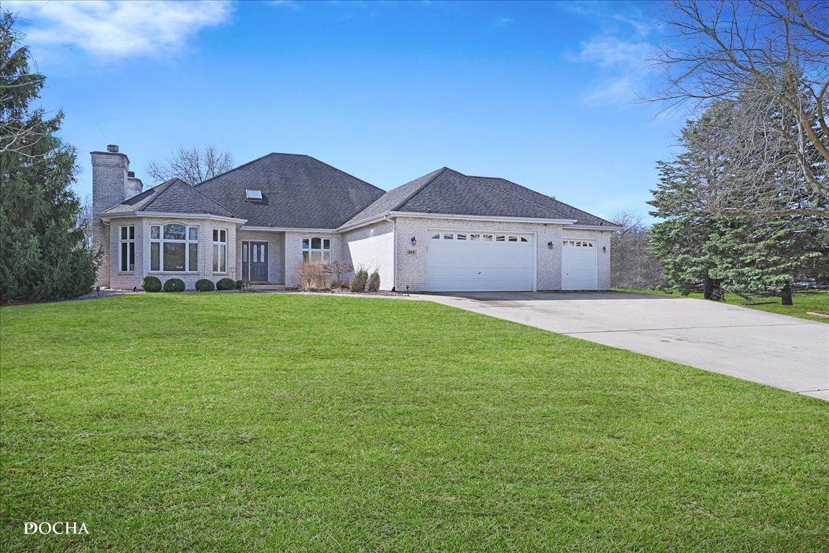 365 E Pine Meadow Ct., Morris, IL 60450