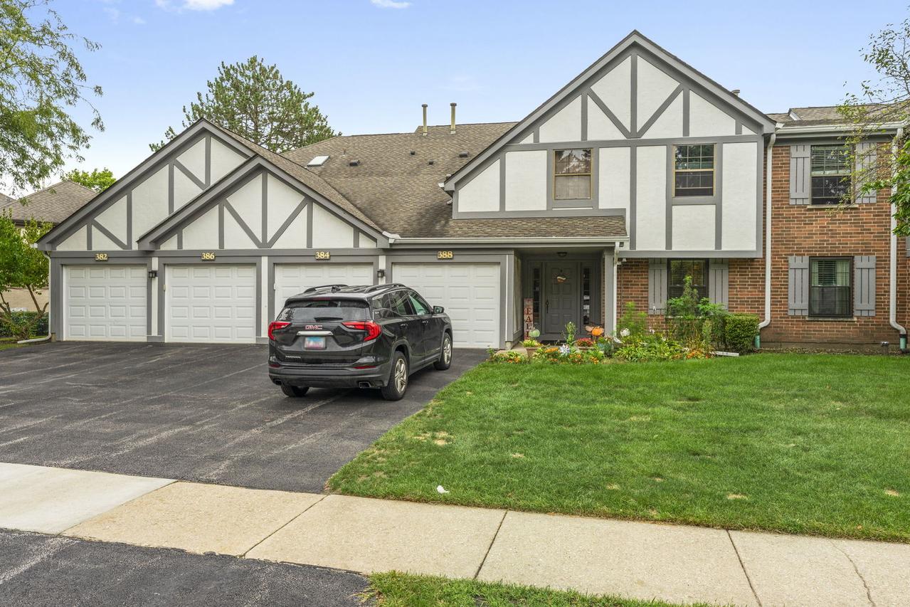 386 Elizabeth Dr., Wood Dale, IL 60191