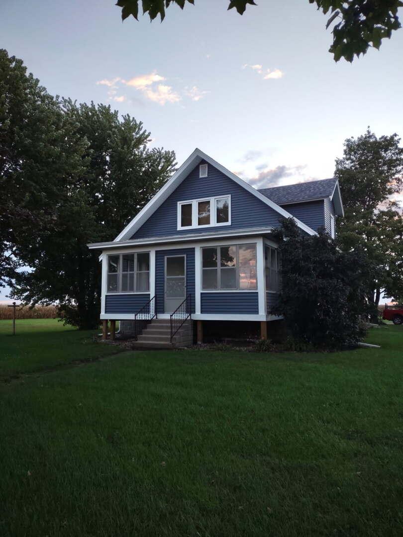573 County Road 2050e Rd., Varna, IL 61375